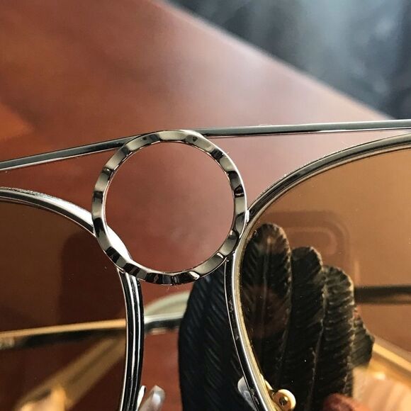 CHLOE Romie 61 mm aviator sunglasses in gold Nwot gold mirror oversized - Picture 3 of 7